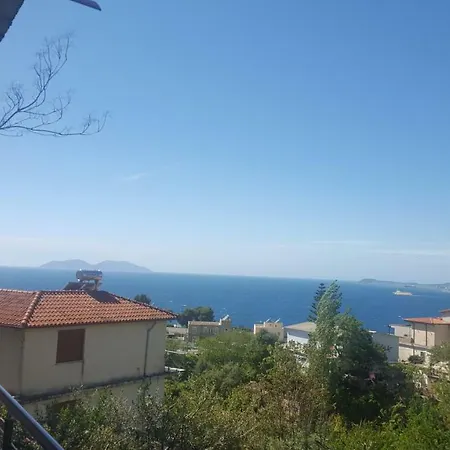 Holiday home Eni's House